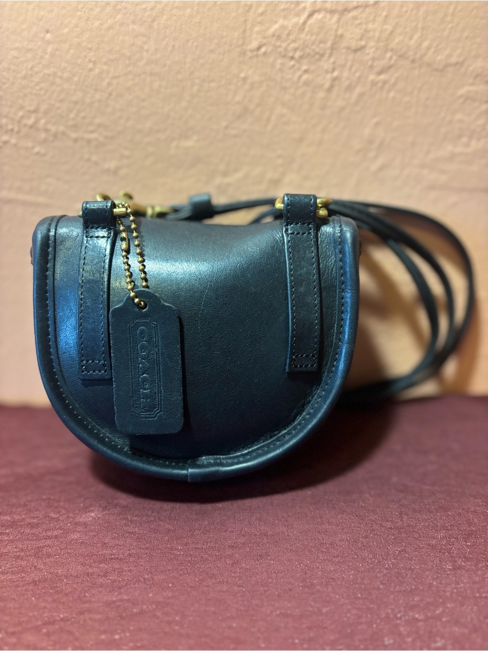 Coach USA Made Vintage Black Leather Crossbody Belt Saddle Purse Brass Hardware - Picture 6 of 16